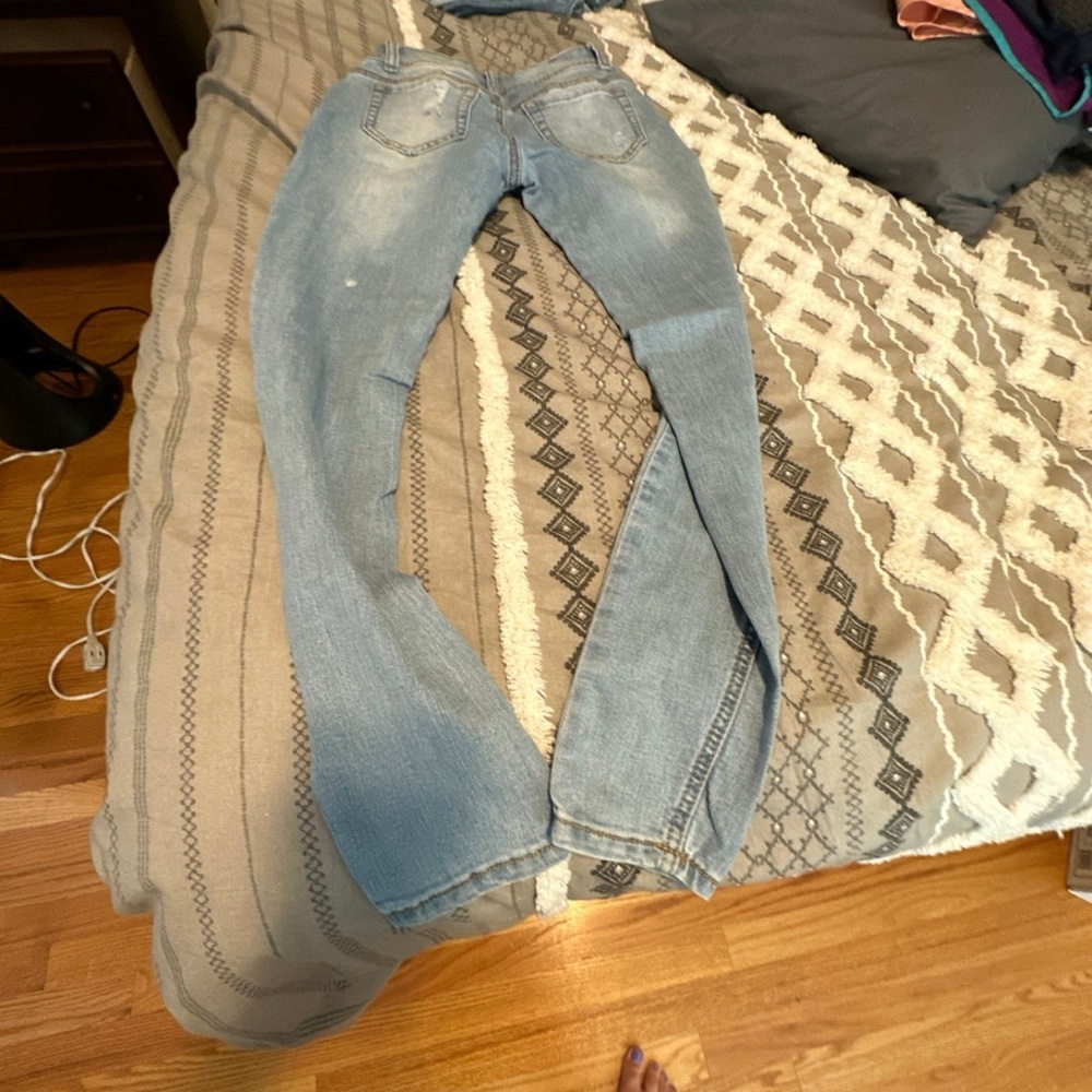 Encore Jeans - Picture 2 of 4